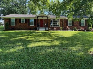 149 Neverbreak Dr, Hendersonville, TN 37075