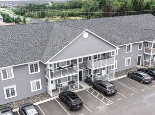 52 Brown Blvd #204, Fredericton, NB E3A 0L8