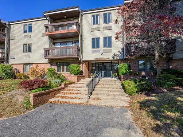 54 Old Colony Way APT P, Orleans, MA 02653