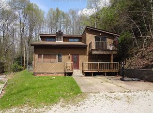 102 Boner Dr, Elkview, WV 25071
