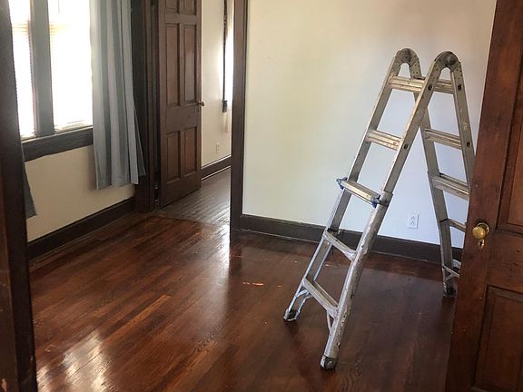 5th image of 1500 Ashwood Ave