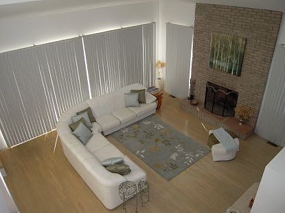 4th image of 10 Montauk Ave