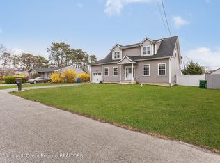 1008 8th Ave, Toms River, NJ 08757