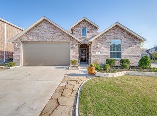 1917 Ranch Trail Rd, Aubrey, TX 76227