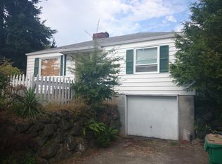 8437 36th Ave SW, Seattle, WA 98126