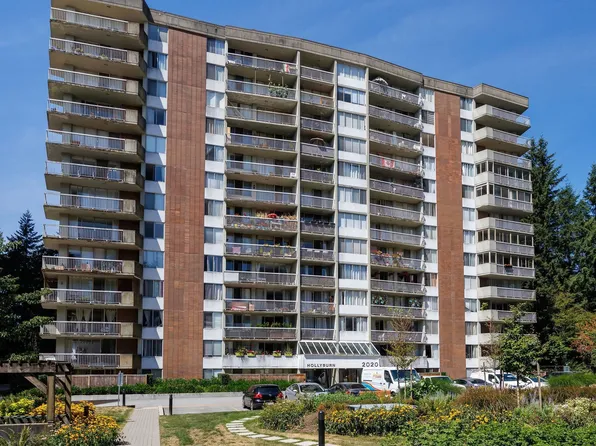 2020 Fullerton Ave #809, North Vancouver, BC V7P 3G3