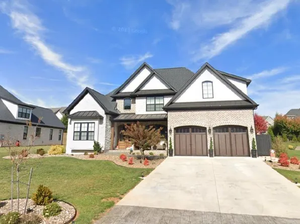 904 Leander Dr, Forest, VA 24551