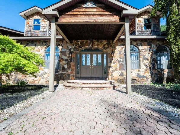 135 Conashaugh Rd, Milford, PA 18337