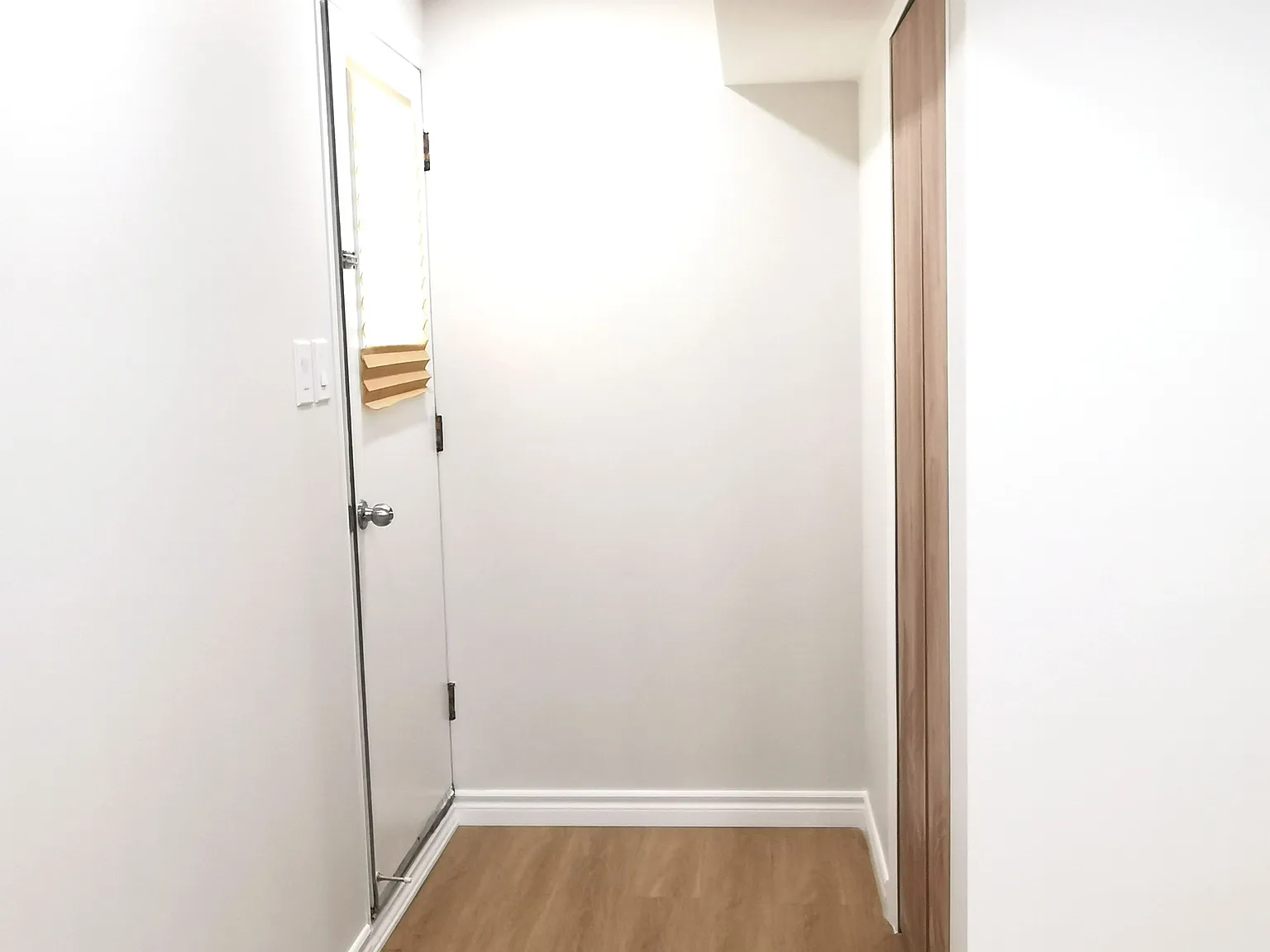 3 bed, $2,550 — Photo 2