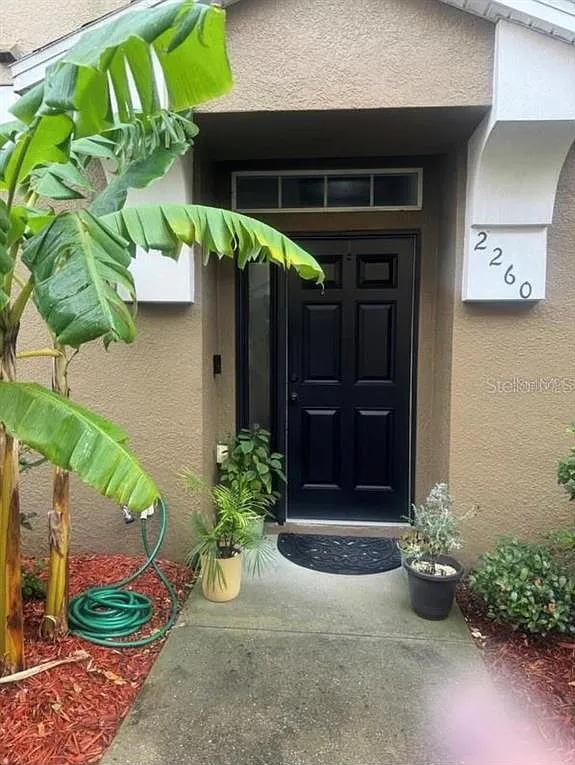 2 bed, 2.0 bath, 1273 sqft, $1,800 — Photo 1