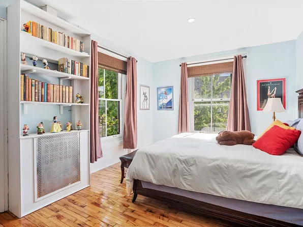134 Remsen St APT 4B, Brooklyn, NY 11201