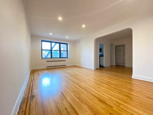 Rented by Lang Realty LLC | media 1