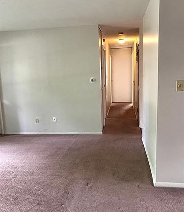 5th image of 2712 Richmond St