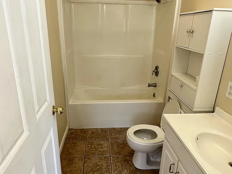 924 Rear 11 Ave #3 — Photo 5