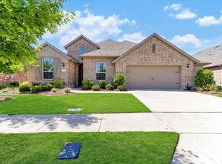 9720 Excursion Dr, Oak Point, TX 75068