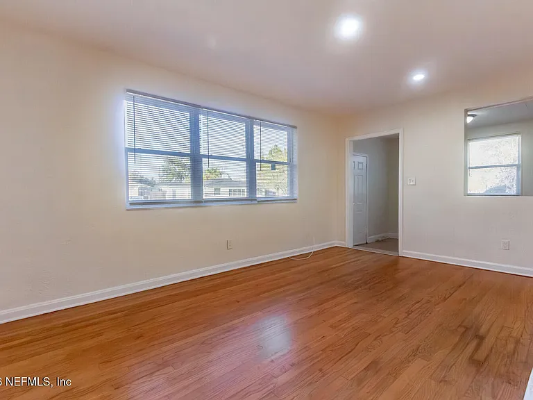 5072 French St — Photo 16