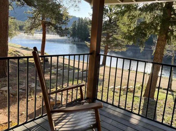 565 Hemlock Dr, Lyons, CO 80540