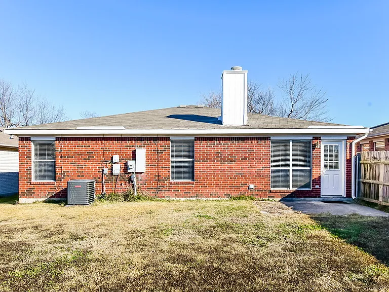 6204 Tidewater Dr — Photo 16