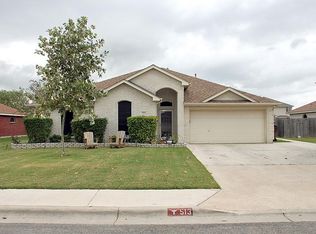 513 Mockingbird Ln, Lockhart, TX 78644