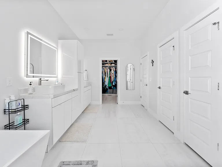 3701 W Leila Ave — Photo 34