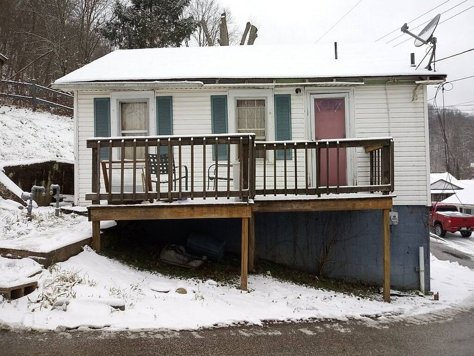 2nd image of 2389 Neighbors Dr