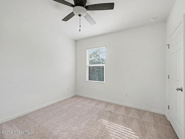 5092 Talbot Blvd — Photo 22
