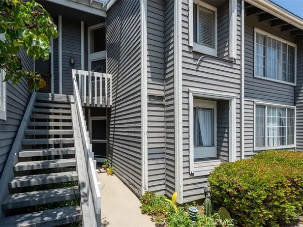 25279 Pine Creek Ln, Wilmington, CA 90744