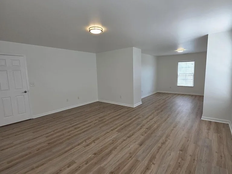 4209 Auburn Hills Dr — Photo 20