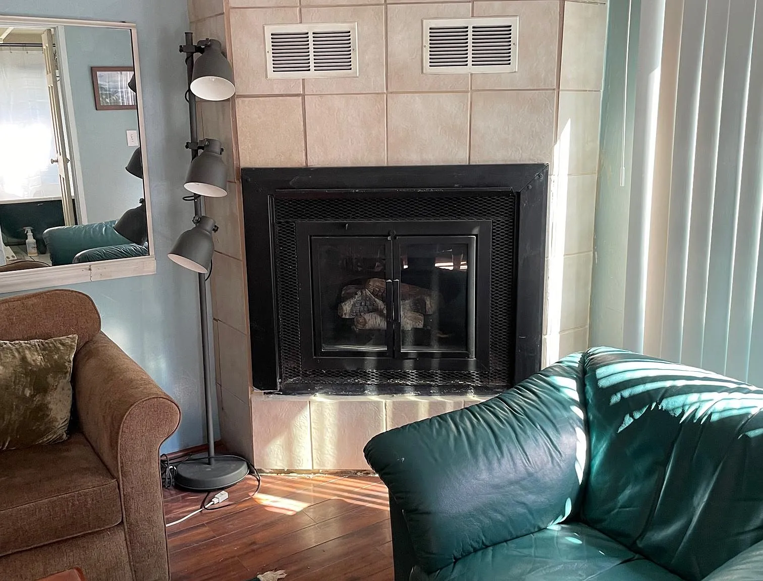 680 Longbranch Ave — Photo 4
