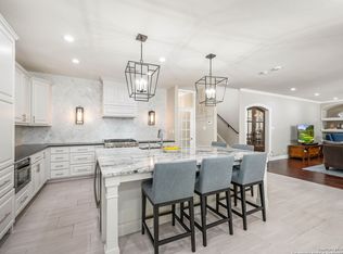 8515 Espanola Dr, Helotes, TX 78023