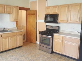 105 Pine St #1, Waltham, MA 02453