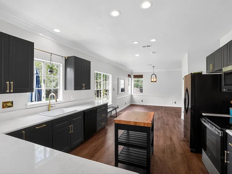 8113 Willet Trl — Photo 7