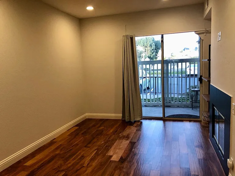1400 El Camino Real #115 — Photo 6