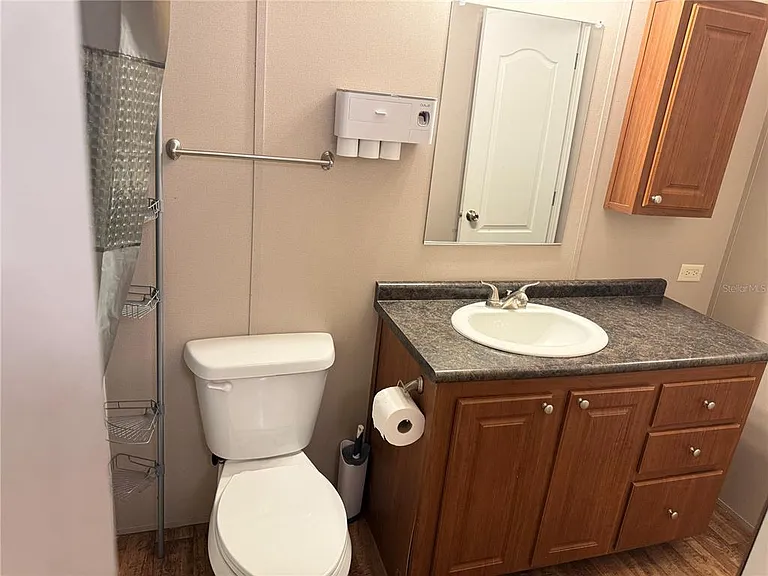 1414 Eva Ave — Photo 5