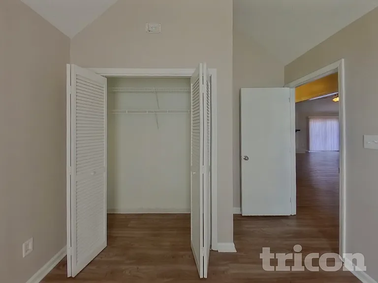 11106 Pinetta Ln — Photo 12