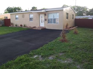840 N 69th Way, Hollywood, FL 33024