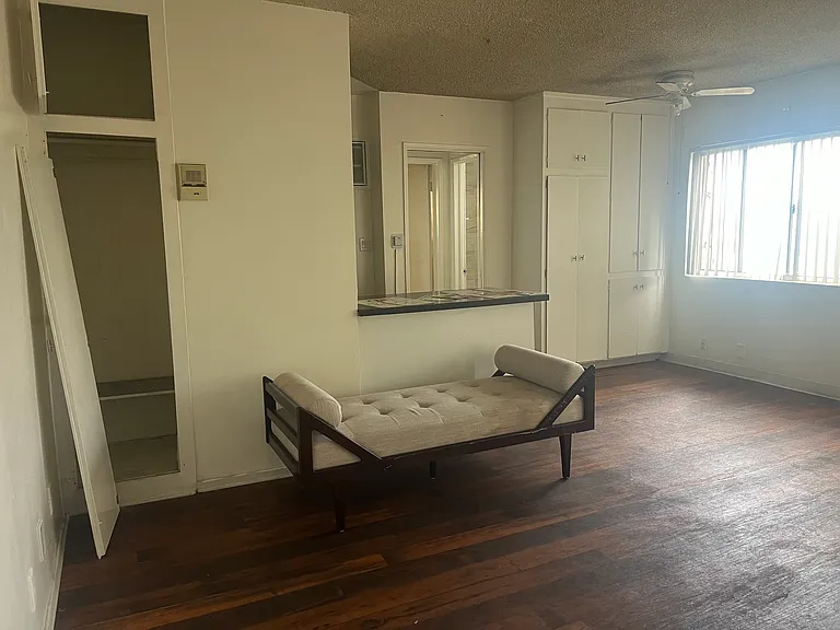 275 Lucas Ave #11 — Photo 4