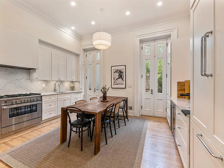 8 Paulmier Pl — Photo 9