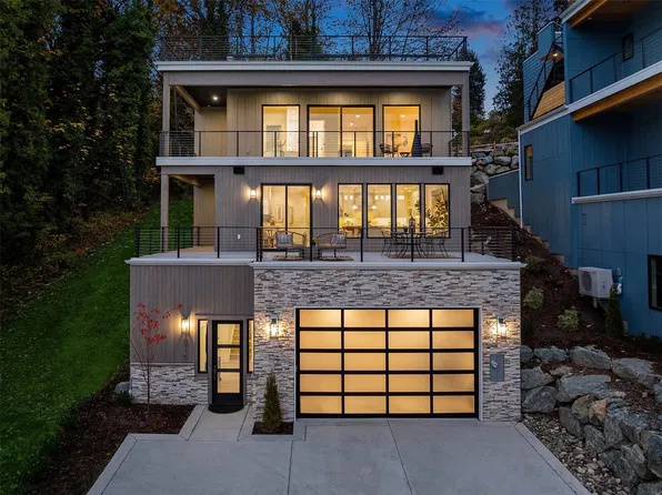 10715 Lake View Drive, Lake Stevens, WA 98258