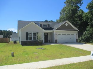 813 Fort Sumter Way, Swansboro, NC 28584