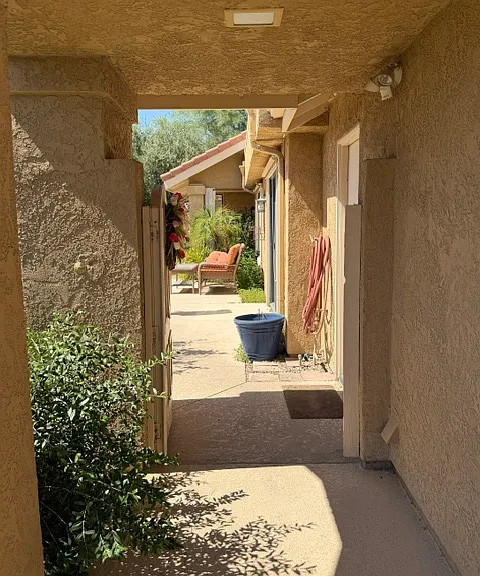 10 Pamilla Way — Photo 3