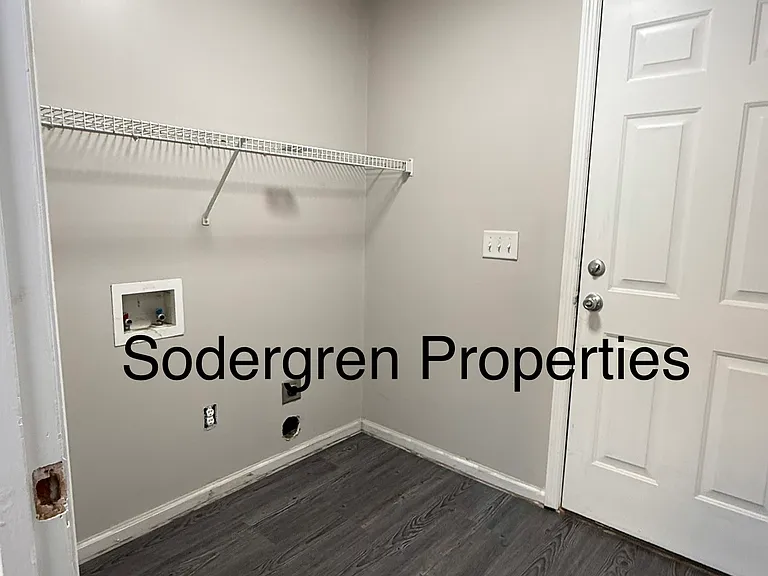 4439 Harrison Pike — Photo 4
