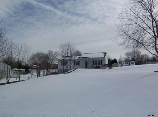 130 Griffith Ln, Manchester, PA 17345