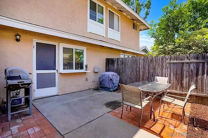 2518 Wanek Rd #C — Photo 6