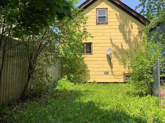 3rd image of 35 Millicent Ave