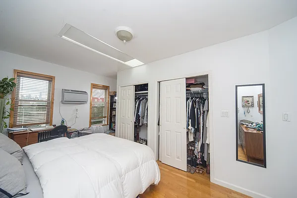 Rented by Voro NYC | media 12