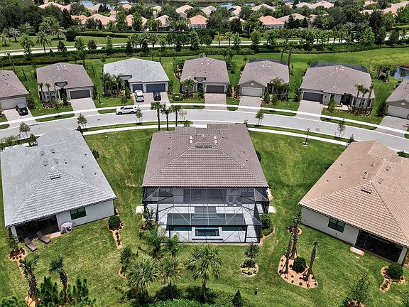 3rd image of 5054 Newell Cir