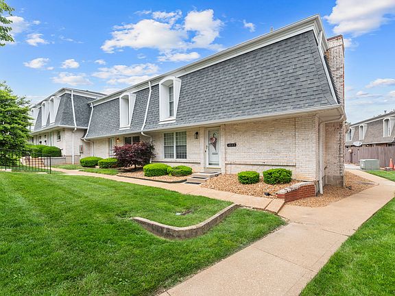 3rd image of 4335 Chateau De Ville Ct
