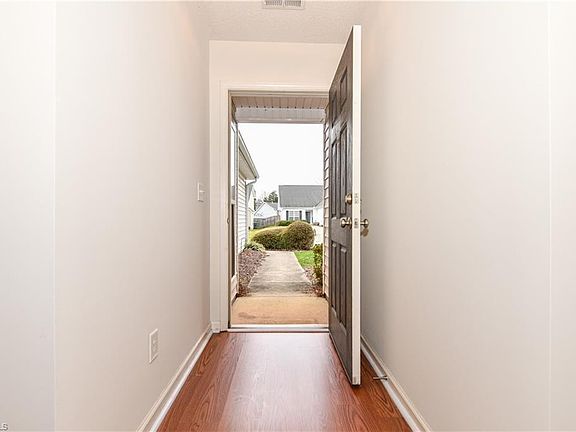 Entry way