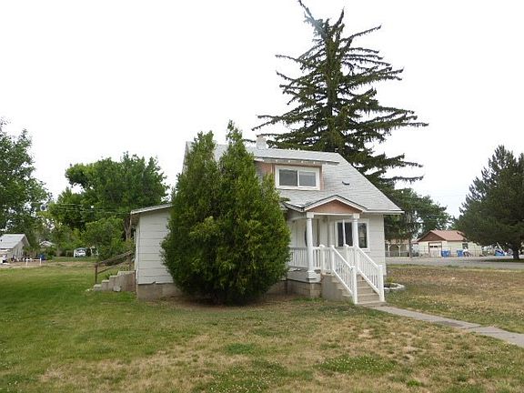 3rd image of 590 E Avenue B